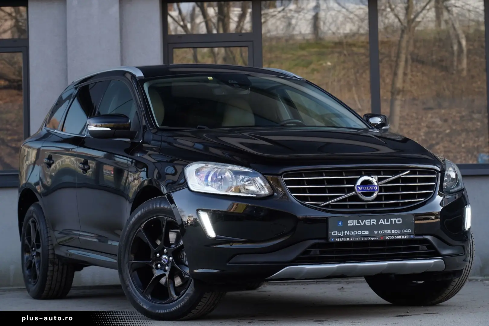 VOLVO -XC60 Ocean Race