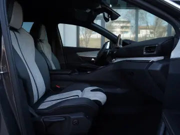 Peugeot 3008 PHEV EAT8 GT Pack