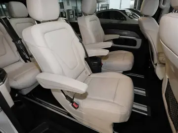 MERCEDES-BENZ EQV 300 AVANTGARDE Lang 360  Totwink Sitzhzg