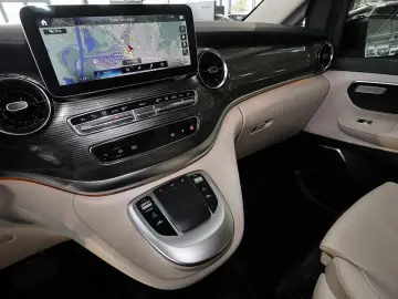 MERCEDES-BENZ EQV 300 AVANTGARDE Lang 360  Totwink Sitzhzg