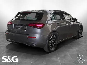 MERCEDES-BENZ A 180 LEDER BEIGE KAMERA MBUX LED 17