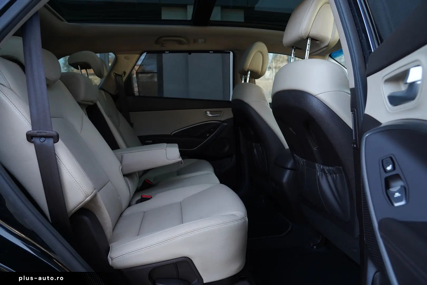 Hyundai Grand-Santa-Fe