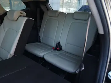 Hyundai Grand-Santa-Fe