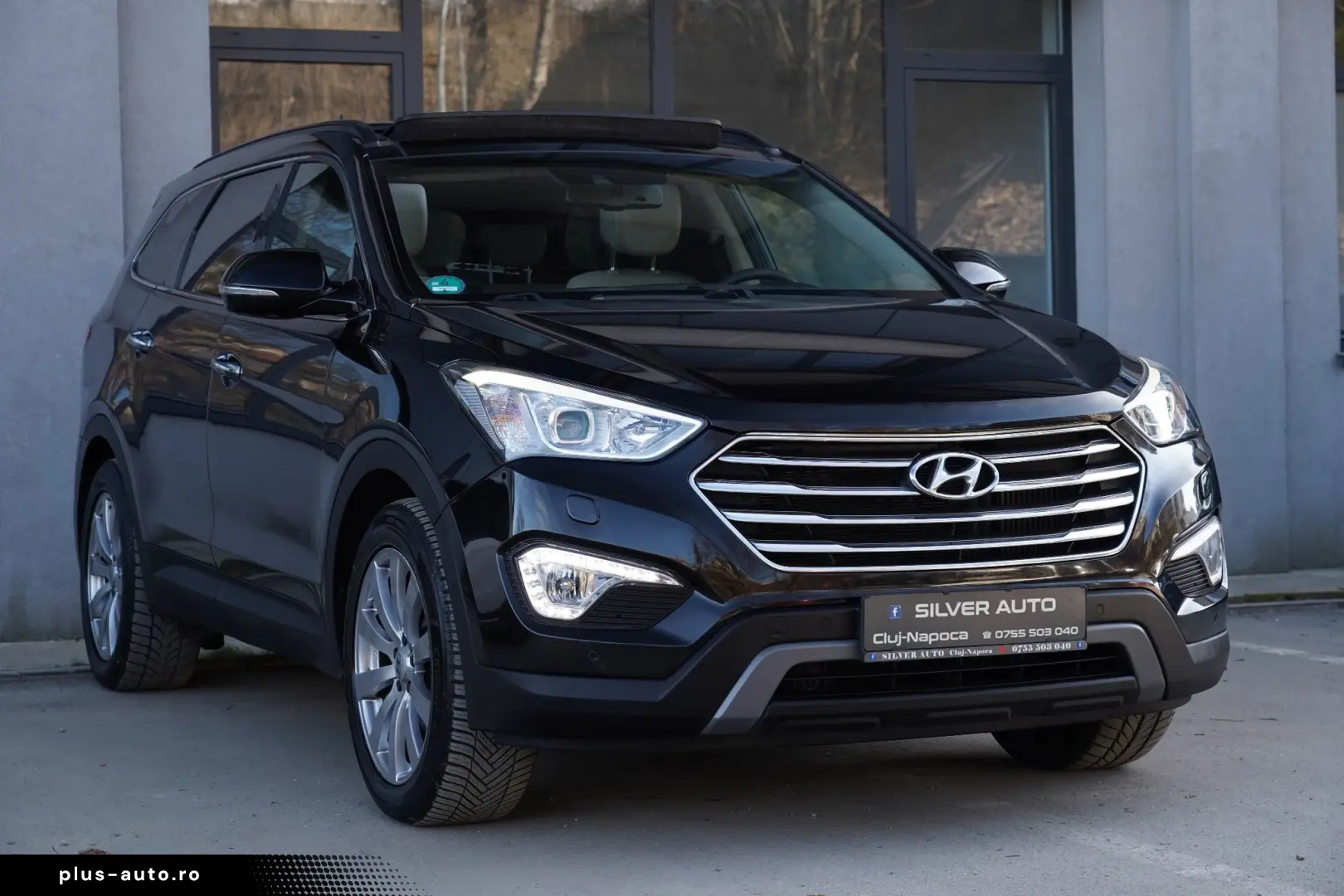 Hyundai Grand-Santa-Fe