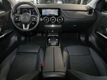 MERCEDES-BENZ B 200 SPURHALTE CARPLAY NAVIGATION MBUX LED 18