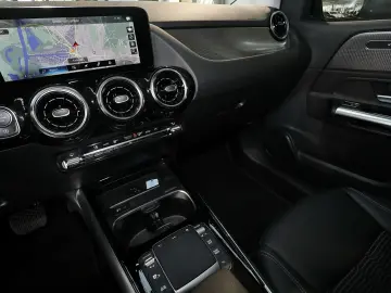 MERCEDES-BENZ B 200 SPURHALTE CARPLAY NAVIGATION MBUX LED 18