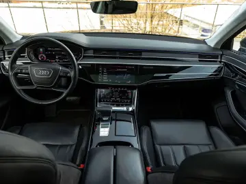 Audi A8 Gen-D5-2017