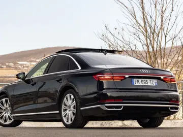 Audi A8 Gen-D5-2017