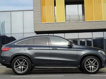 Mercedes-Benz Gle-Coupe