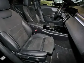 MERCEDES-BENZ A 250 e AMG PANO KAMERA TOTWINKEL CARP&hellip;