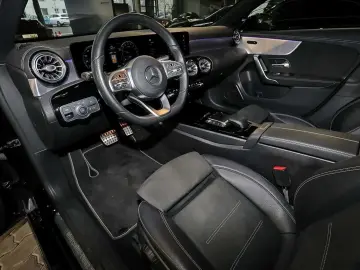 MERCEDES-BENZ A 250 e AMG PANO KAMERA TOTWINKEL CARP&hellip;