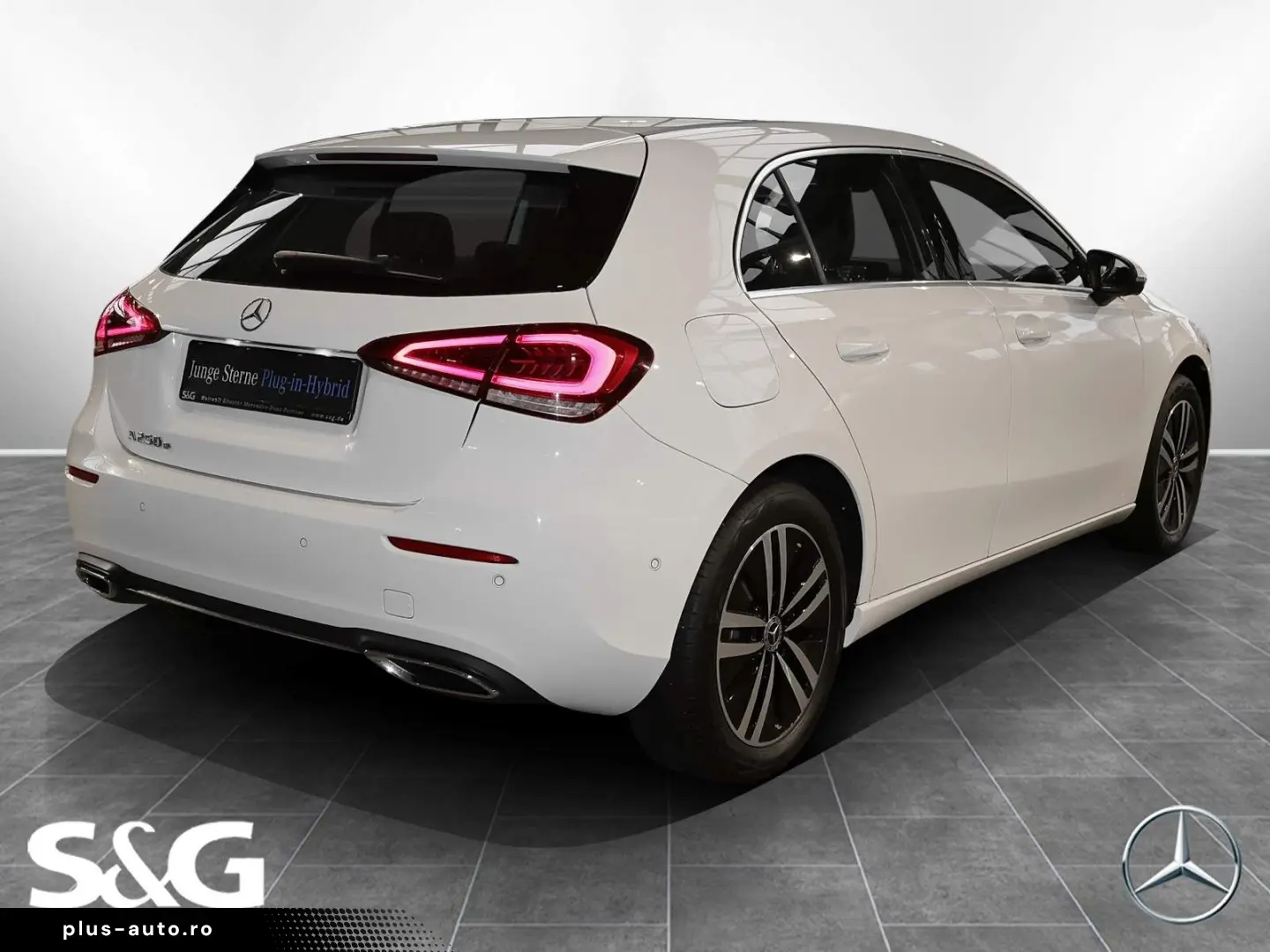 MERCEDES-BENZ A 250 e TOTWINKEL PANO CARPLAY SPURHAL&hellip;