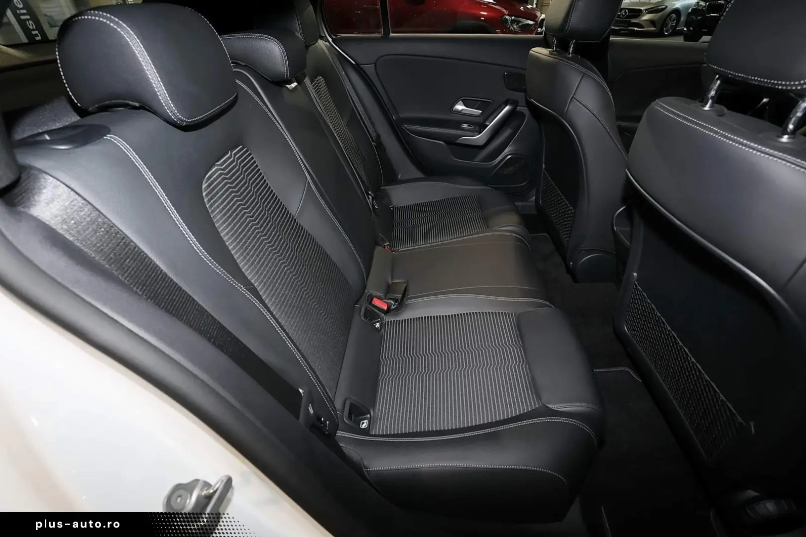 MERCEDES-BENZ A 250 e TOTWINKEL PANO CARPLAY SPURHAL&hellip;