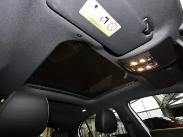 MERCEDES-BENZ A 250 e TOTWINKEL PANO CARPLAY SPURHAL&hellip;