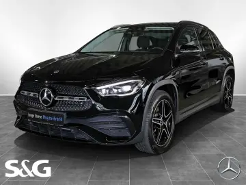 MERCEDES-BENZ GLA 250 e AMG HEADUP TOTWINKEL 360  CARPLY 19