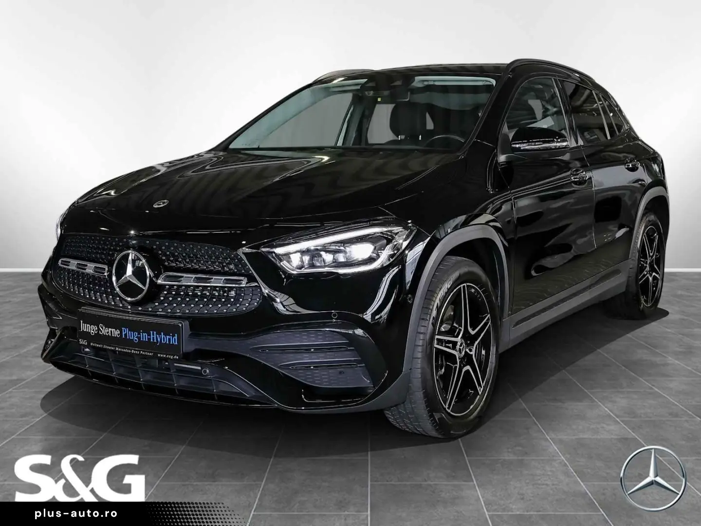 MERCEDES-BENZ GLA 250 e AMG HEADUP TOTWINKEL 360  CARPLY 19