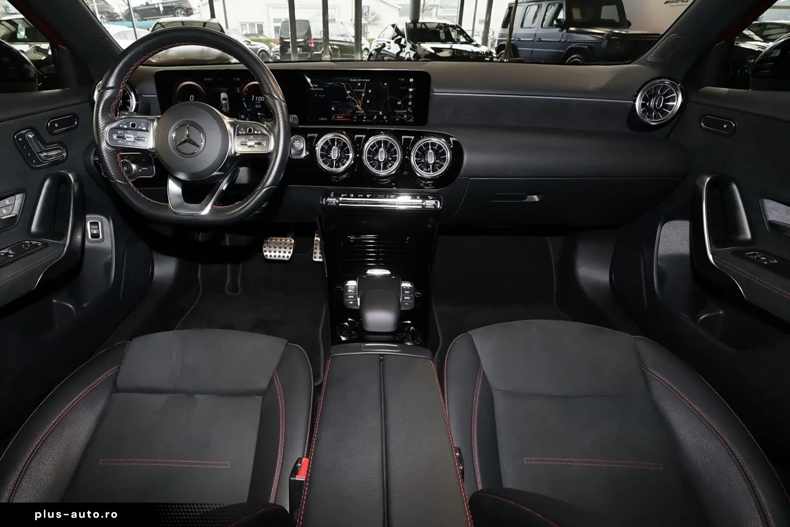 MERCEDES-BENZ A 250 E AMG PANO KAMERA CARPLAY MEMORY LED 18