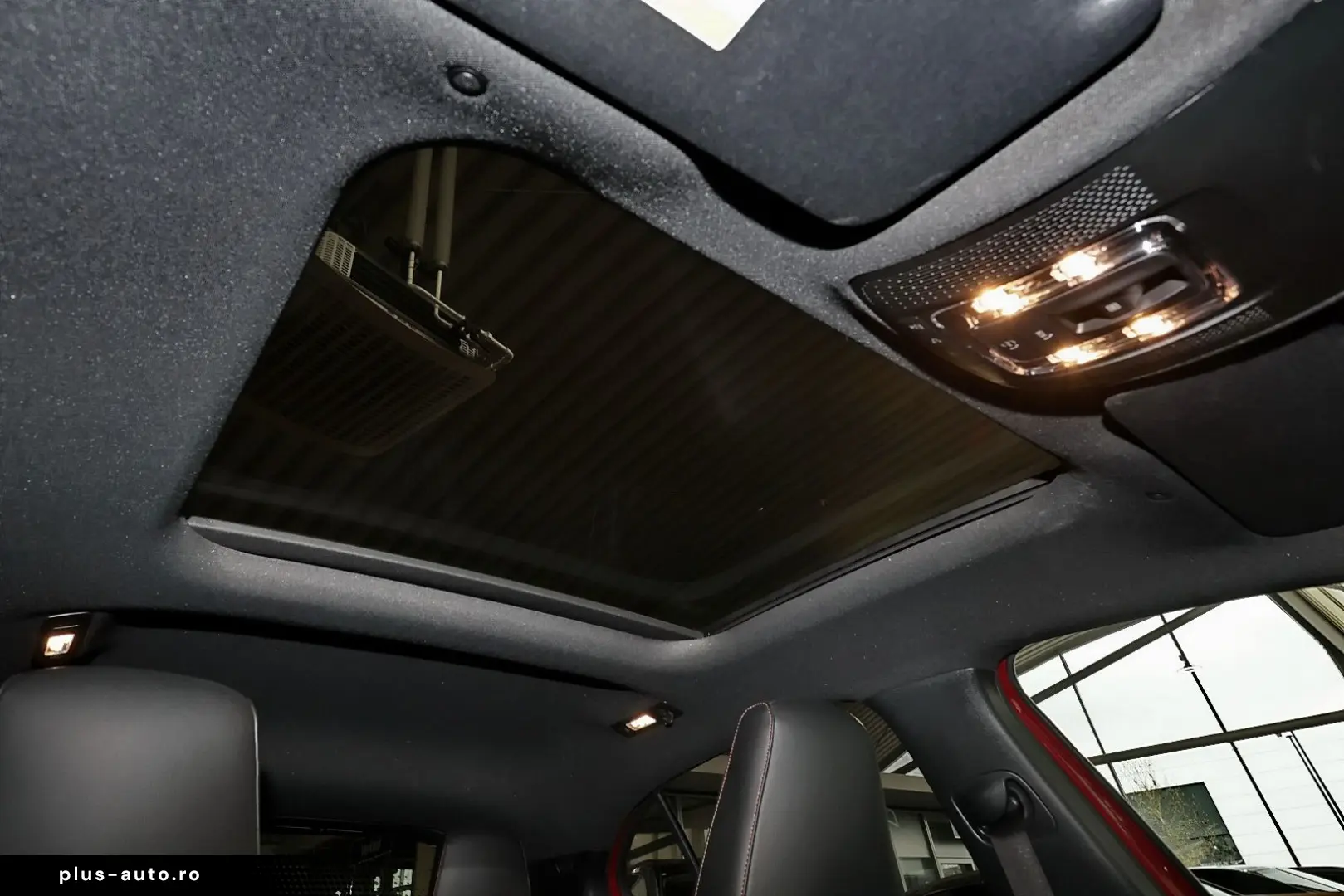 MERCEDES-BENZ A 250 E AMG PANO KAMERA CARPLAY MEMORY LED 18