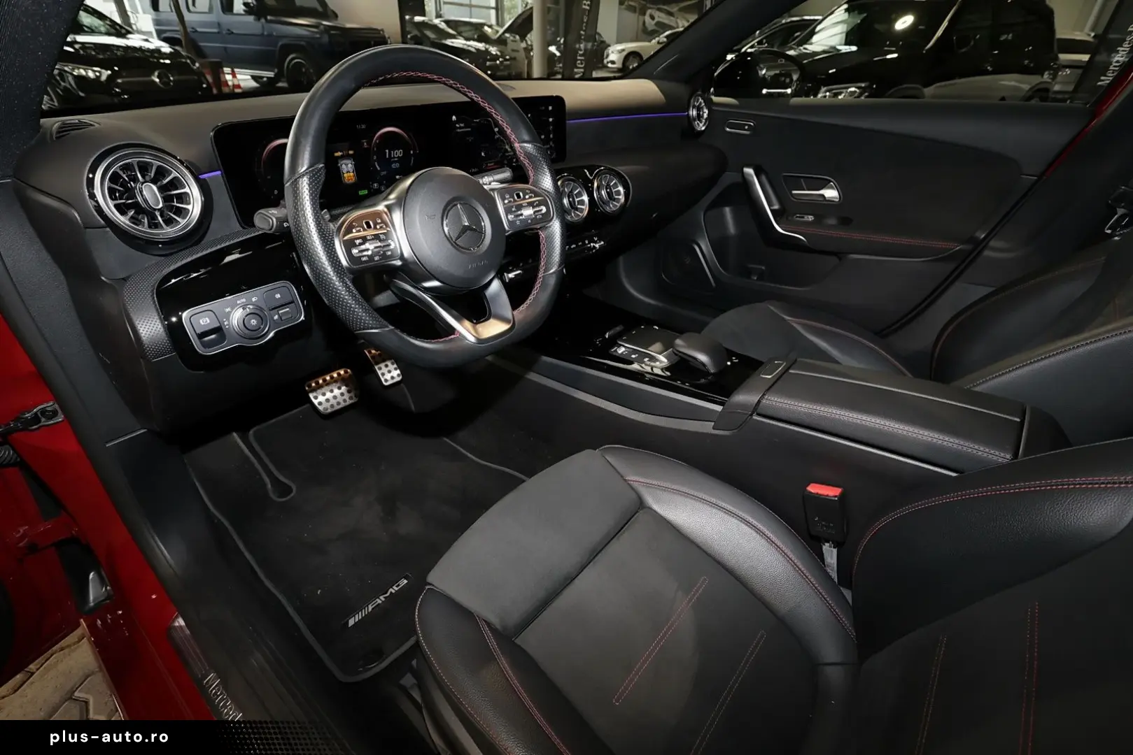 MERCEDES-BENZ A 250 E AMG PANO KAMERA CARPLAY MEMORY LED 18