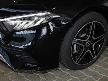 MERCEDES-BENZ A 180 AMG RüKam LED Pano Night Totwink&hellip;