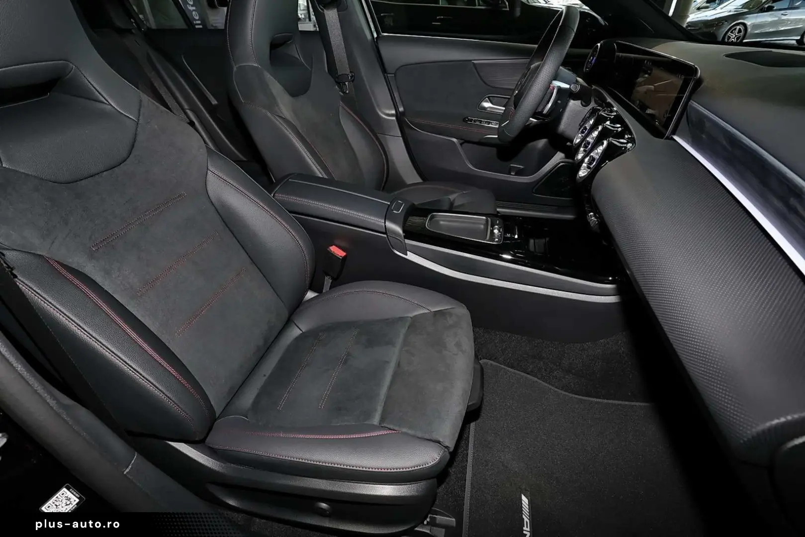 MERCEDES-BENZ A 180 AMG RüKam LED Pano Night Totwink&hellip;