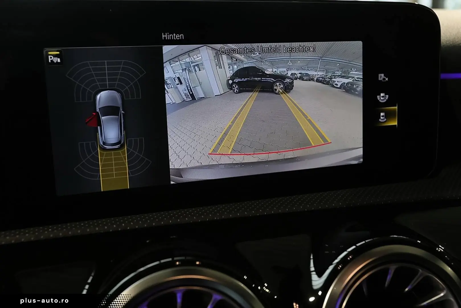 MERCEDES-BENZ A 200 AMG TOTWINKEL KAMERA PANO CARPLAY LED 18