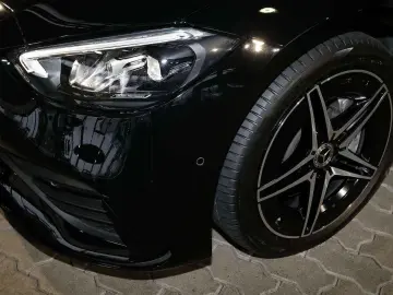 MERCEDES-BENZ C 300 4M T AMG DISTRO KAMERA SPURHALTE LED 18