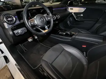 MERCEDES-BENZ A 250 e Edition 2020 AMG TOTWINKEL KAM&hellip;