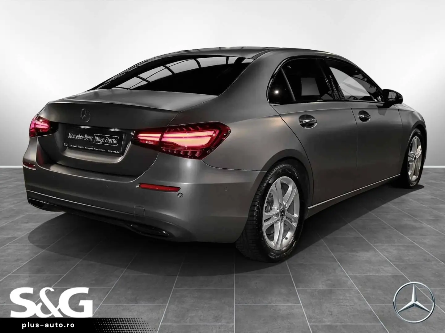 MERCEDES-BENZ A 220 4M Limousine DISTRONIC 360  NIGH&hellip;