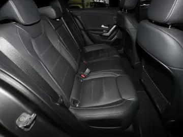 MERCEDES-BENZ A 220 4M Limousine DISTRONIC 360  NIGH&hellip;