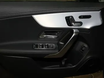 MERCEDES-BENZ A 220 4M Limousine DISTRONIC 360  NIGH&hellip;