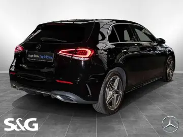 MERCEDES-BENZ A 250 AMG LED MBUX KAMERA KEYLESS 18 ZOLL