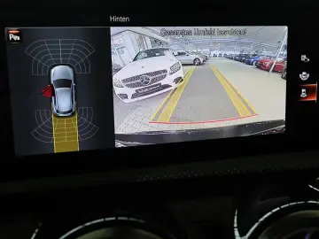 MERCEDES-BENZ A 250 AMG LED MBUX KAMERA KEYLESS 18 ZOLL