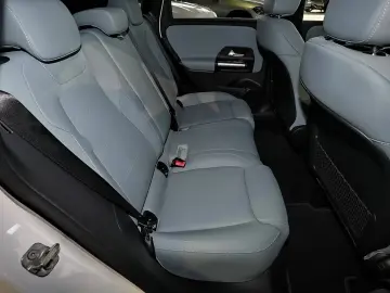 MERCEDES-BENZ B 200 TOTWINKEL NIGHT DISTRONIC KEYLESS LED 18