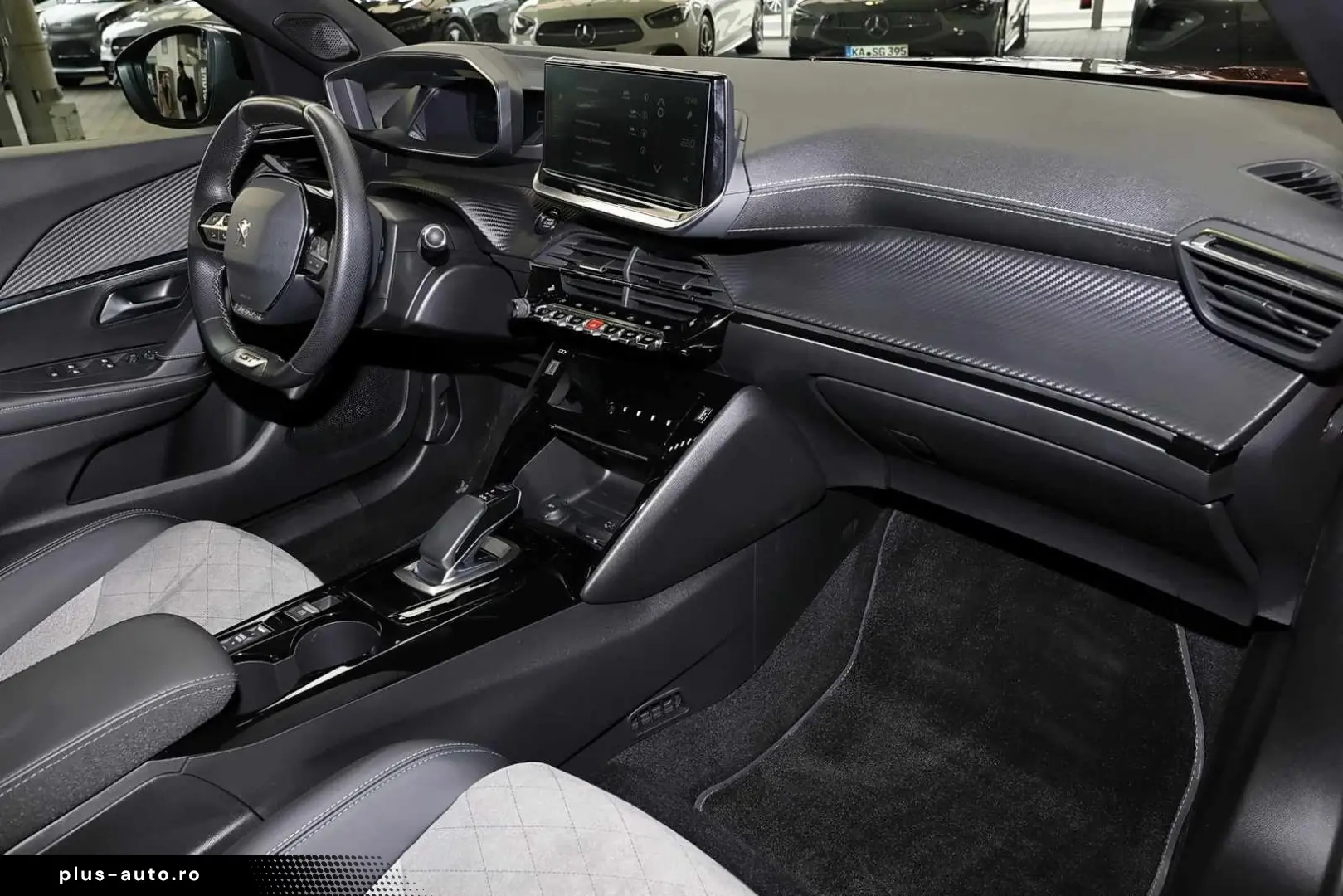 PEUGEOT 2008 DISTRONIC PDC LED TOTWINKEL NAVIGATION 18