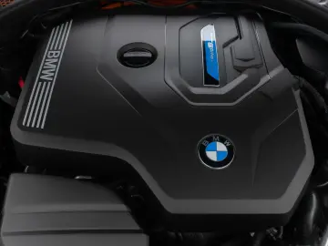 BMW 320e M Sport DAB PDC Widscreen Individual 18Zoll