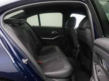 BMW 320e M Sport DAB PDC Widscreen Individual 18Zoll