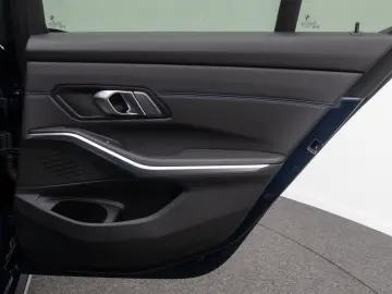 BMW 320e M Sport DAB PDC Widscreen Individual 18Zoll