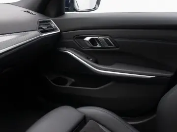 BMW 320e M Sport DAB PDC Widscreen Individual 18Zoll