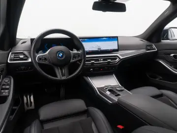 BMW 320e M Sport DAB PDC Widscreen Individual 18Zoll