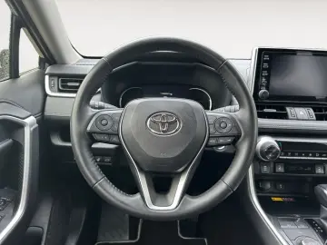 TOYOTA RAV 4 2.5 4x4 Hybrid Team Deutschland