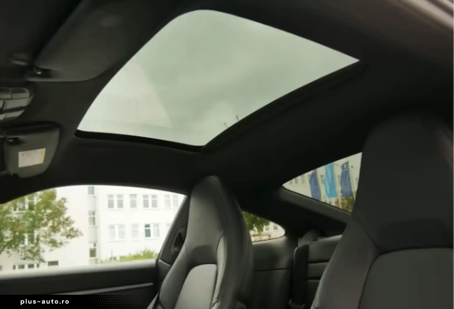 Porsche 992 (911) Carrera BOSE INNO