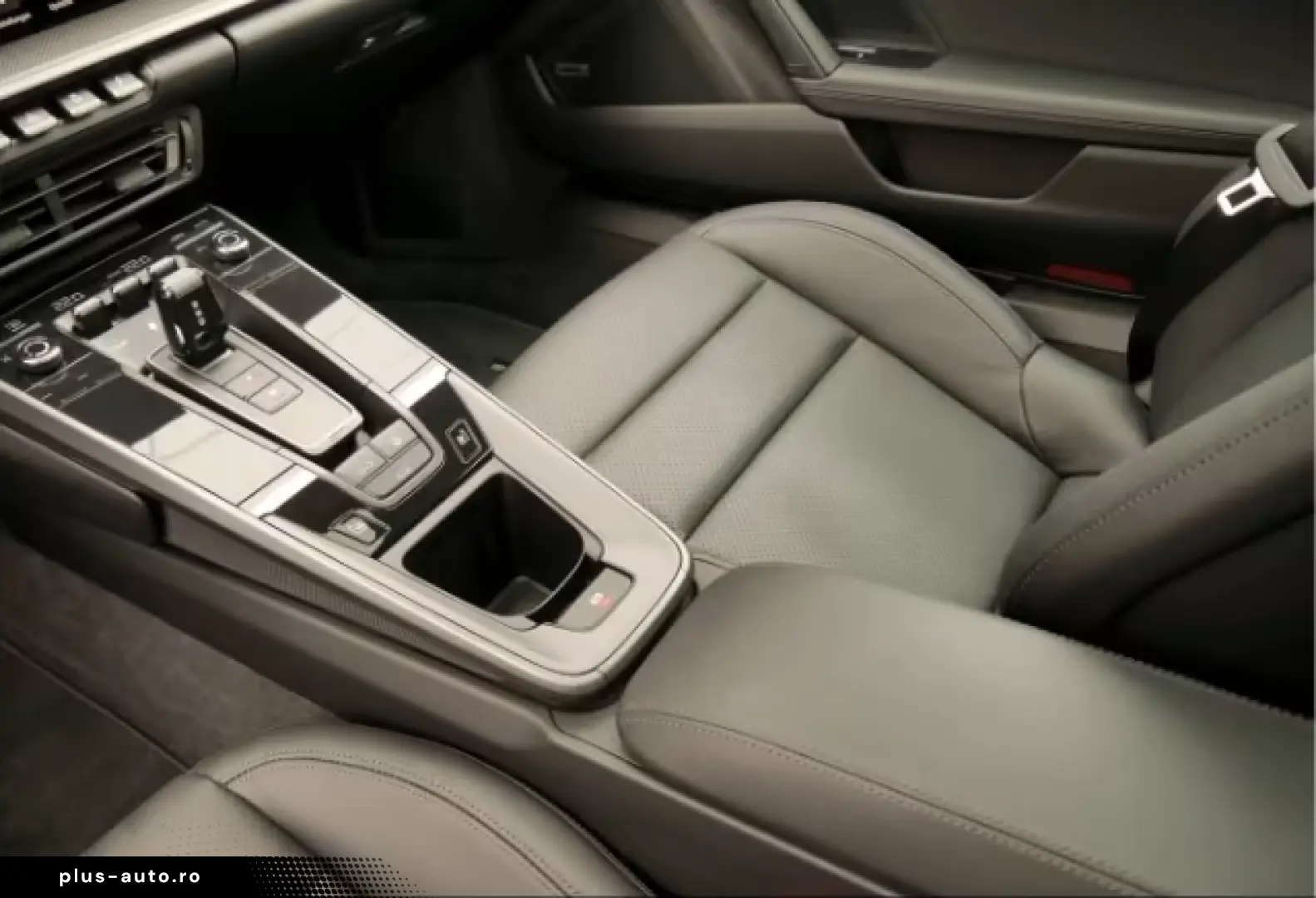 Porsche 992 (911) Carrera BOSE INNO