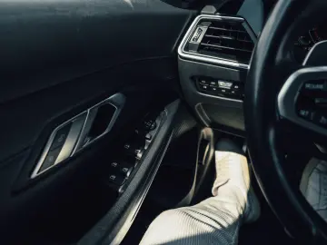 BMW Seria 3 320d xDrive M Pachet