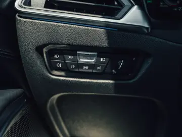 BMW Seria 3 320d xDrive M Pachet