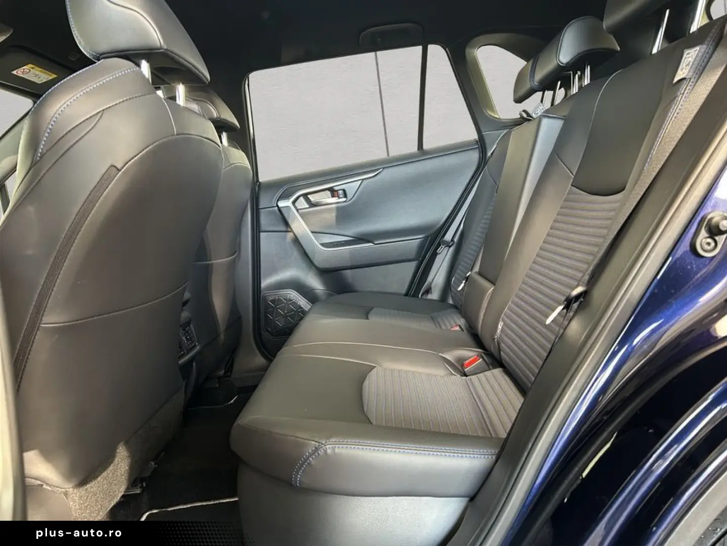 TOYOTA RAV 4 2.5 4x4 Hybrid Style Selection