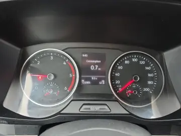 VW Crafter 3.5 Furgon L5H3 FWD 103kW