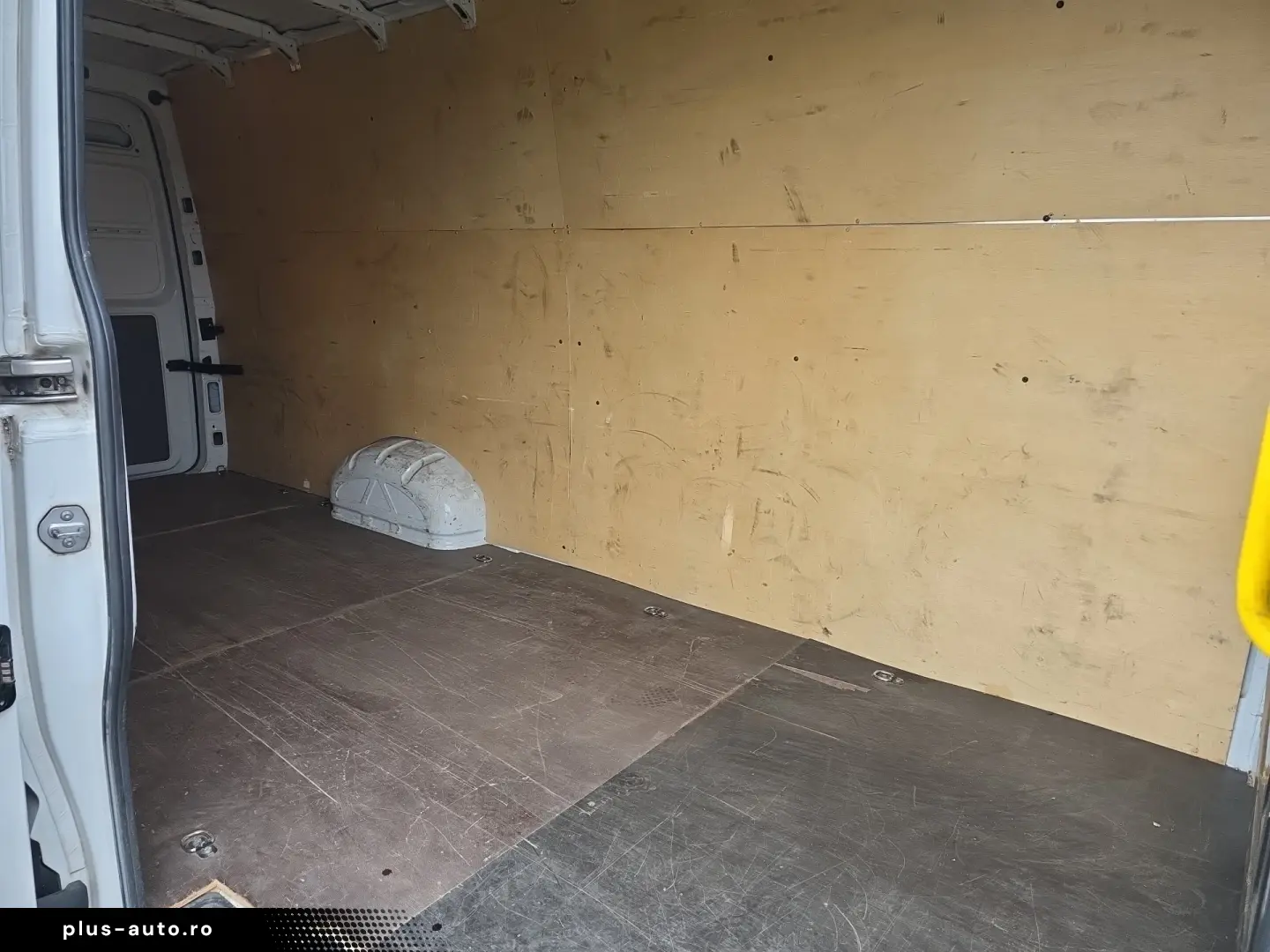 VW Crafter 3.5 Furgon L5H3 FWD 103kW