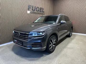 VW Touareg 3.0 V6 eHybrid Pano Innovision 20  Leder
