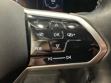 VW Touareg 3.0 V6 eHybrid Pano Innovision 20  Leder